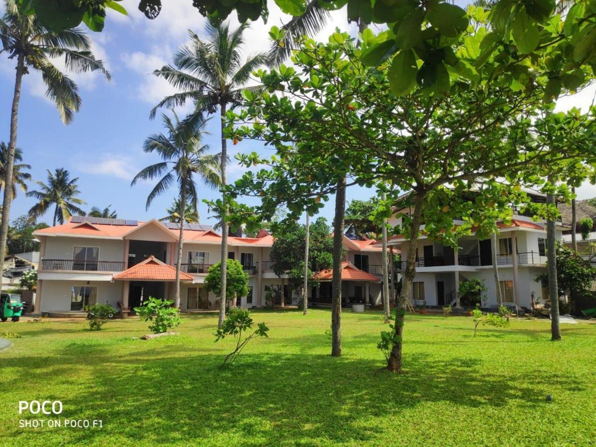 Pura Vida Varkala Hotel Exterior photo